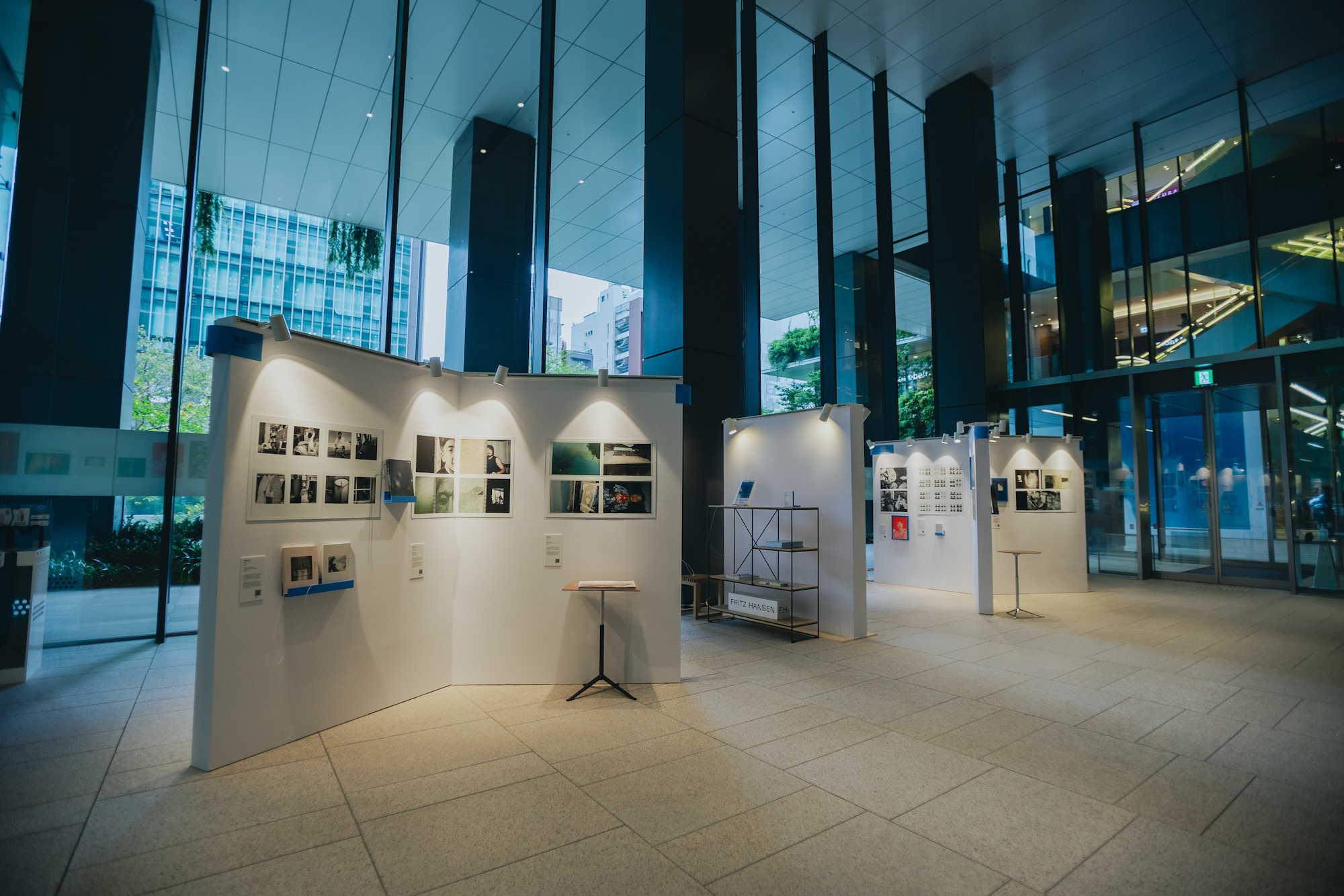 写真集でたどる日本の女性写真家のまなざしfrom “I’m So Happy You Are Here”