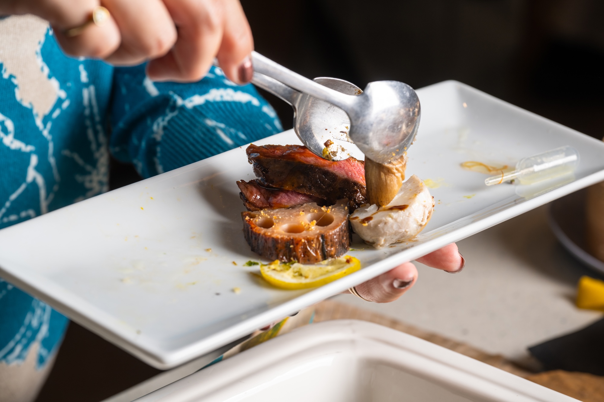 和牛の炭火焼き